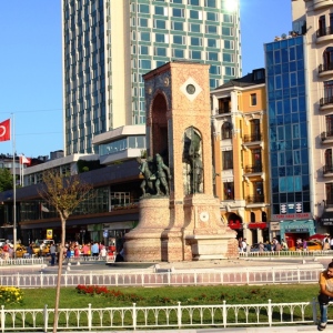 Monument of the Republic in Taksim Square