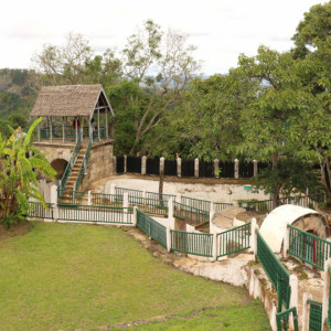 modest gardens within the palace