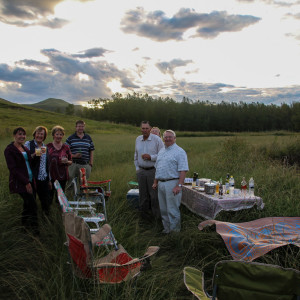 sunset drinks with friends